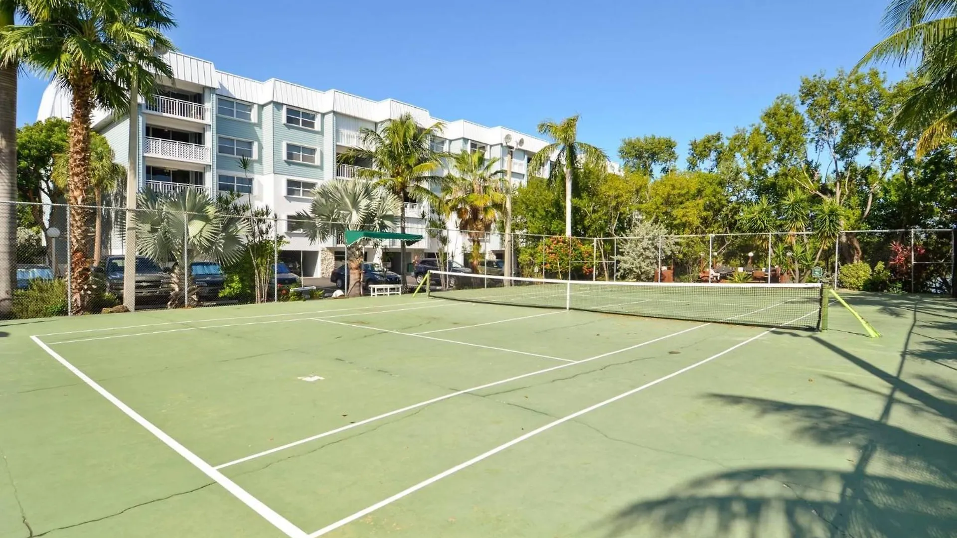 Dune Wind South: Beachside Extended Stay with Pool & Hot Tub Key West 0*,