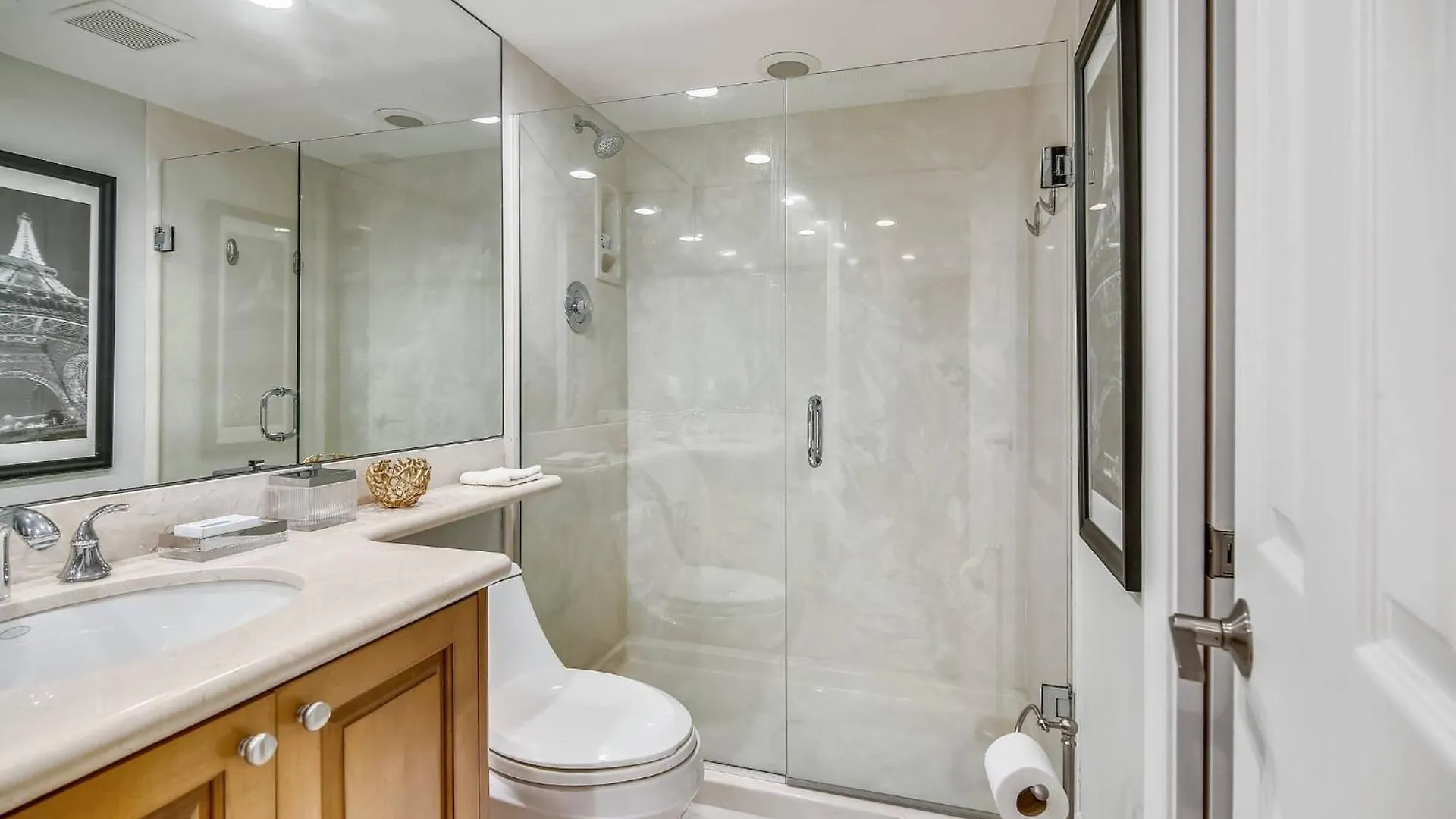 Dune Wind South: Beachside Extended Stay with Pool & Hot Tub Key West Holiday home