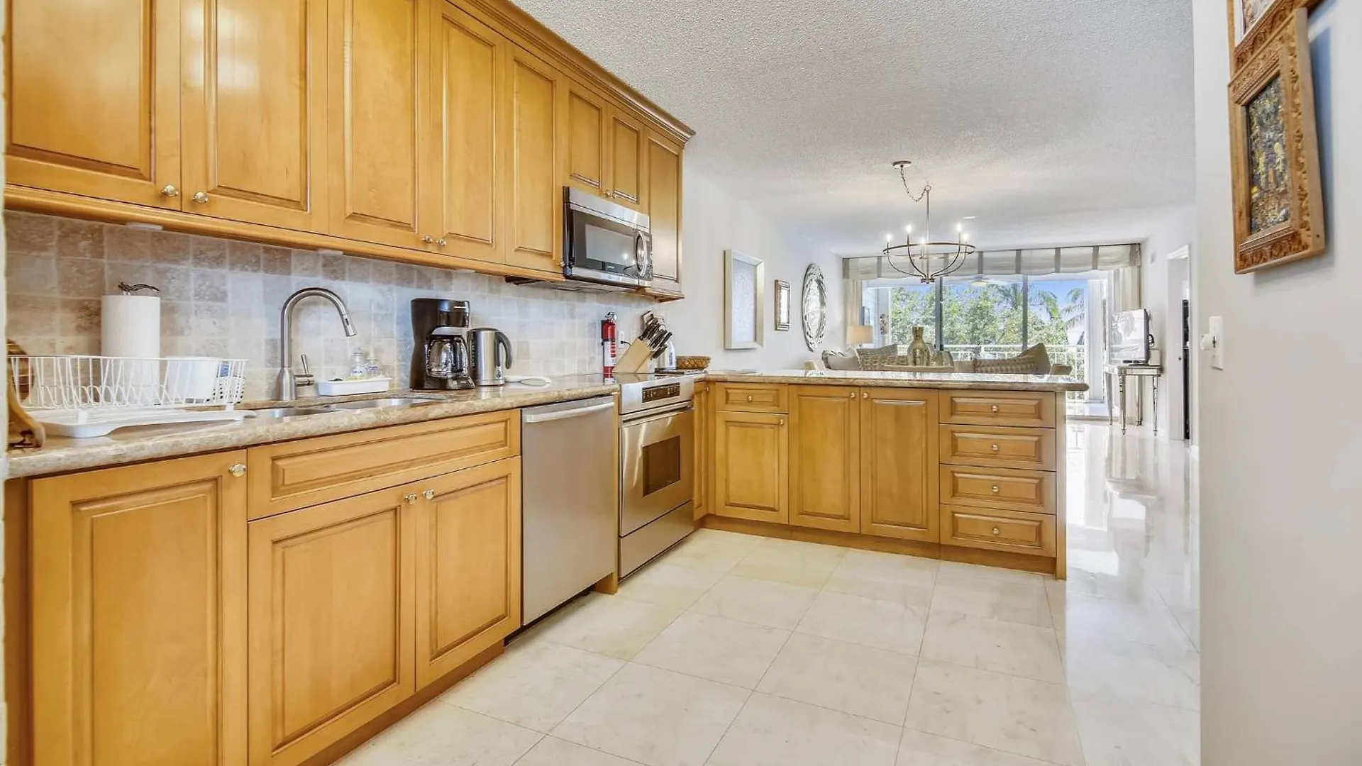 Dune Wind South: Beachside Extended Stay with Pool & Hot Tub Key West 0*,  United States